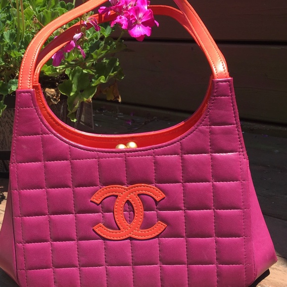 CHANEL Handbags - Chanel Handbag-Vintage Look- Pretty In Pink!